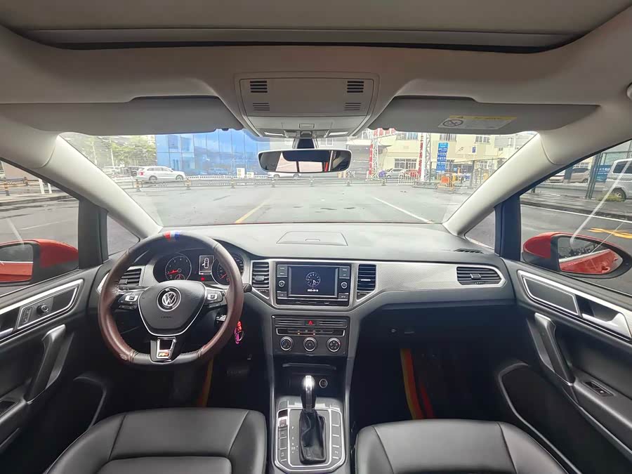 Volkswagen Golf Sportsvan 2019 car image #6