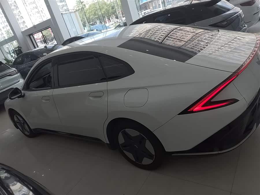 五菱汽车 五菱E5 2024 汽车图片 #6