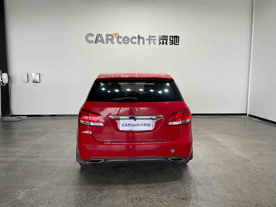 Mercedes-Benz B Class 2016 immagine di auto #6