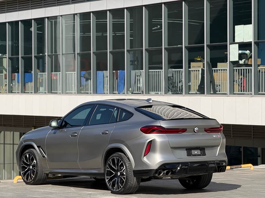 BMW X6 M 2022 car image #6