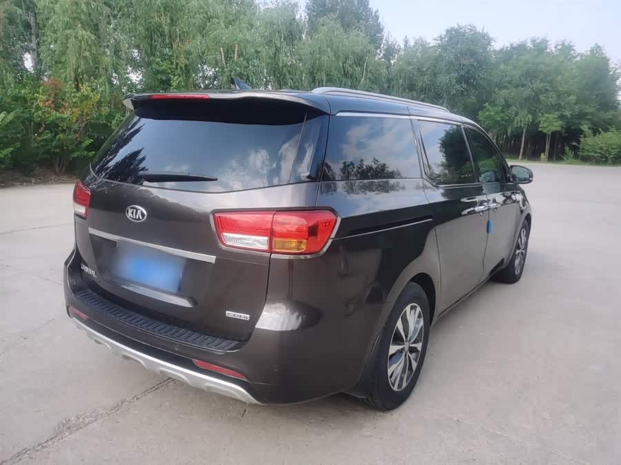Kia Carnival (Imported) 2016 car image #6