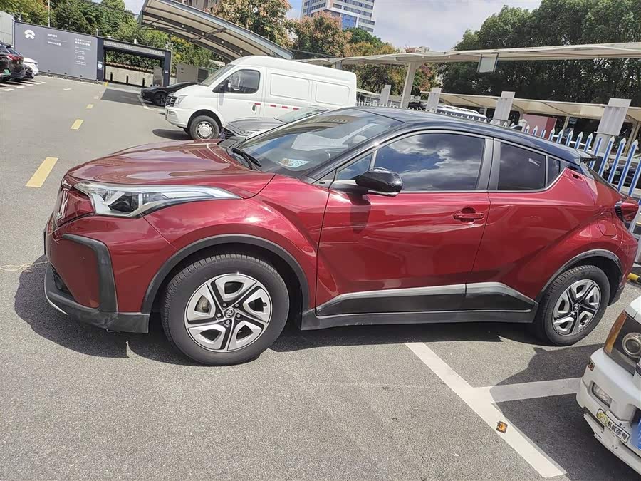 Toyota Izoa E 2020 #6 Toyota Izoa E 2020 imagen de coche #6