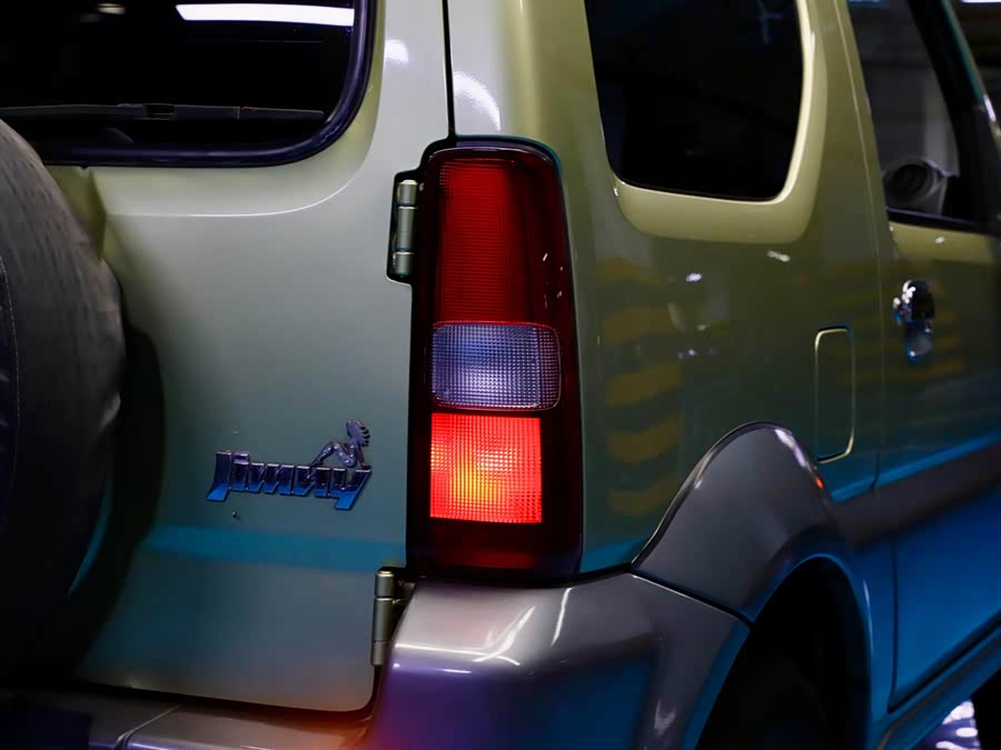 Suzuki Jimny (Imported) 2010 imagen de coche #6