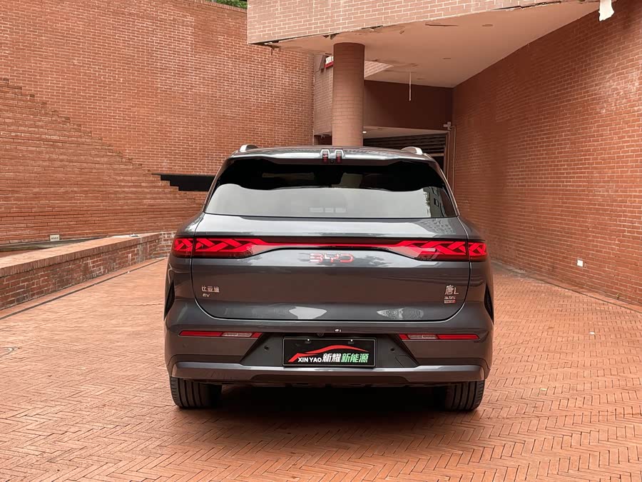 BYD Tang L 2025 immagine di auto #6