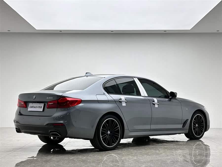 BMW 5 Series (Imported) 2018 car image #6