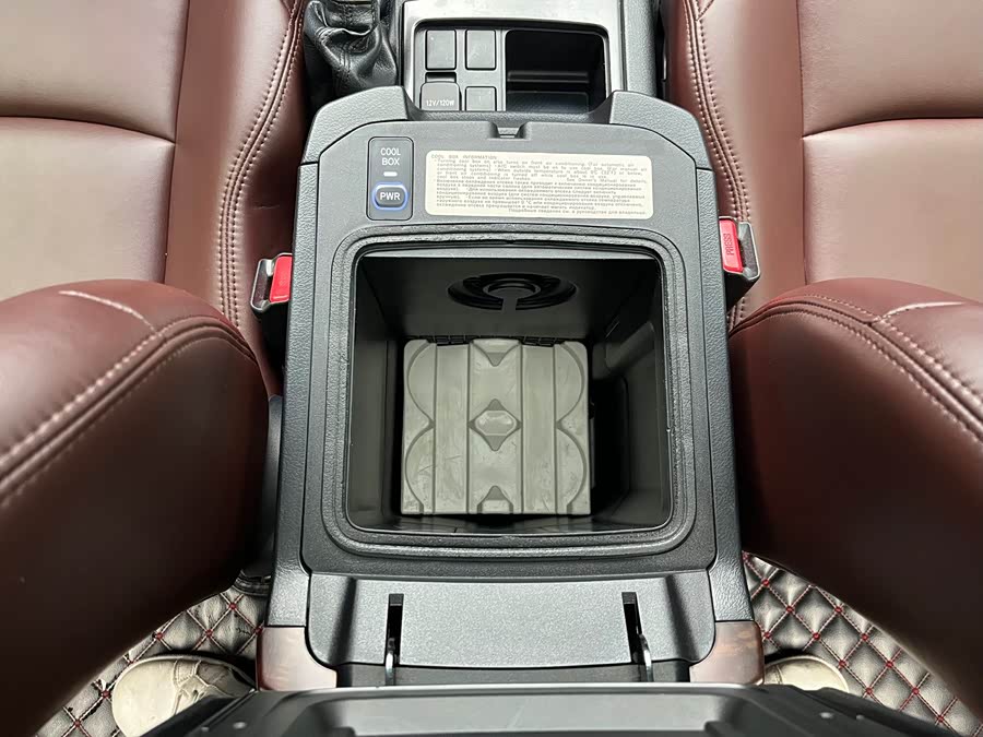 Toyota Prado (Imported) 2016 car image #6