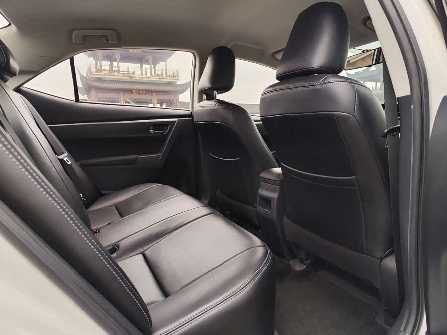 Toyota Corolla 2018 car image #6