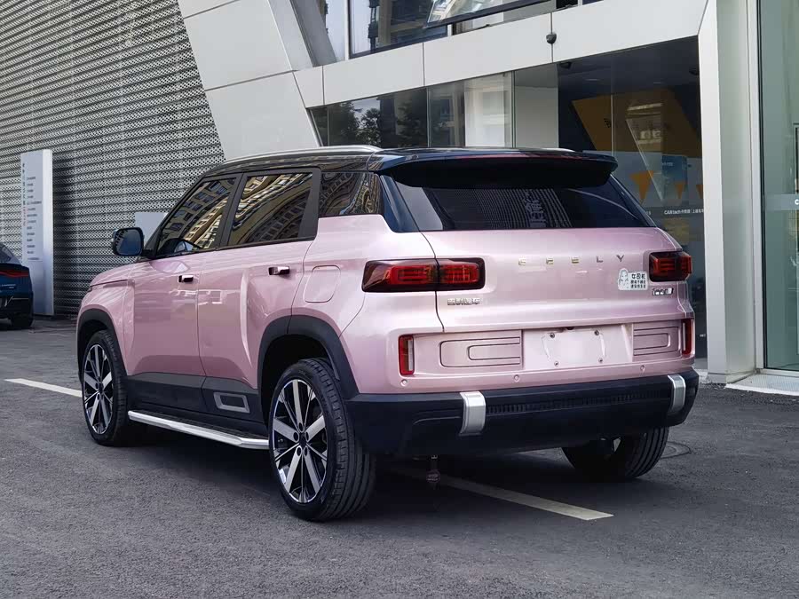 GEELY Monjaro MHEV 2022 car image #6