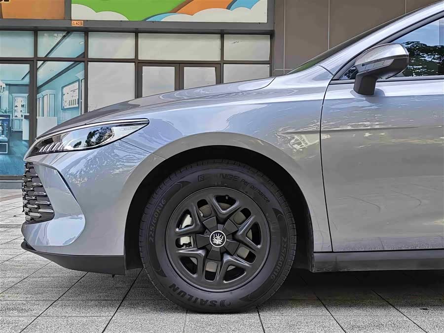 BYD Qin Plus 2025 #6 BYD Qin Plus 2025 car image #6
