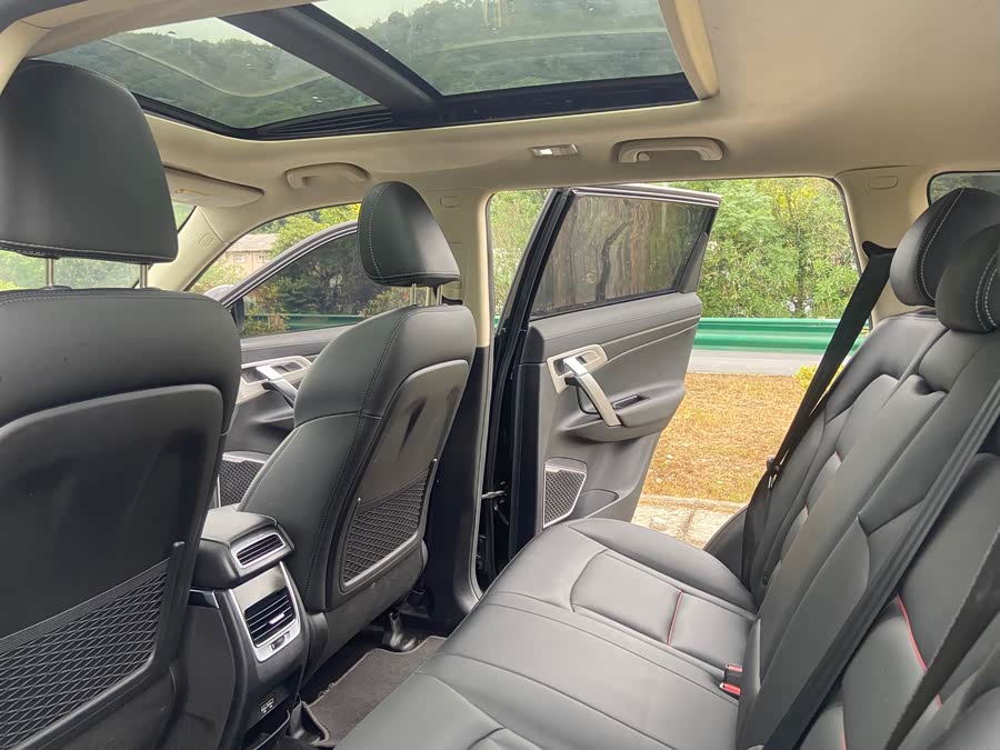 GEELY Boyue 2018 car image #6