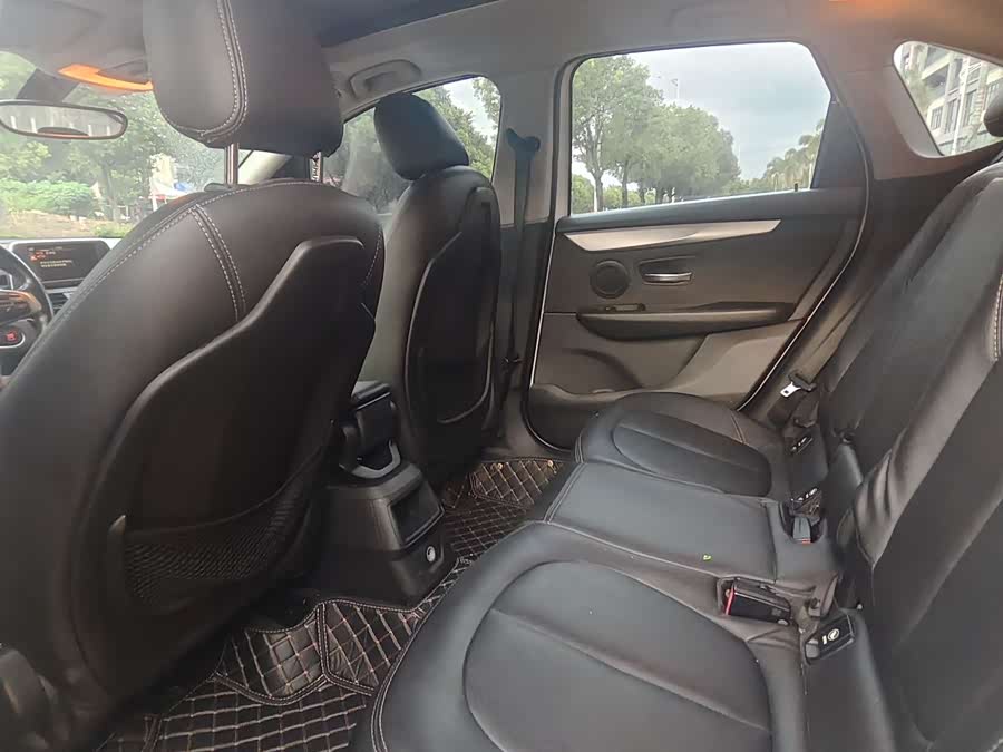 BMW 2 Series Tourer 2016 car image #6