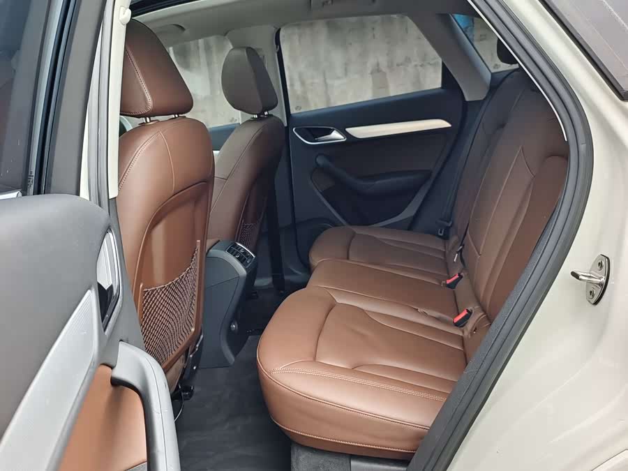 Audi Q3 (Imported) 2013 car image #6