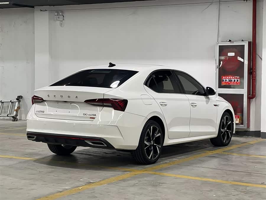 Skoda Octavia 2014 #6 Skoda Octavia 2014 car image #6