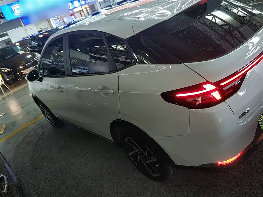 哪吒汽车 哪吒AYA 2024 汽车图片 #6