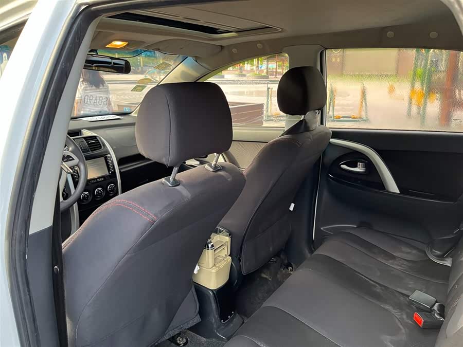 Changan CX20 2015 car image #6