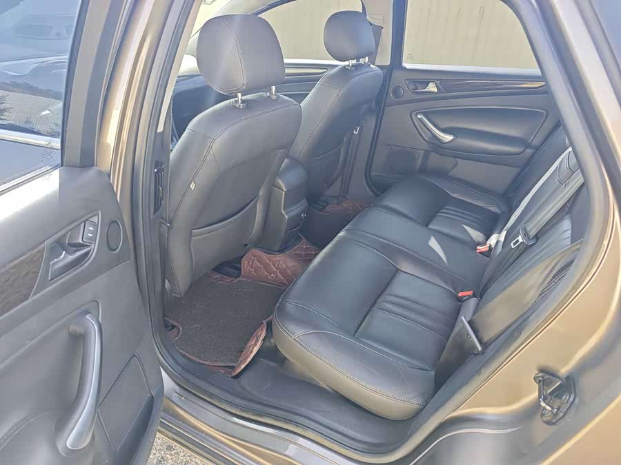 Ford Mondeo-Zhisheng 2012 image de voiture #6