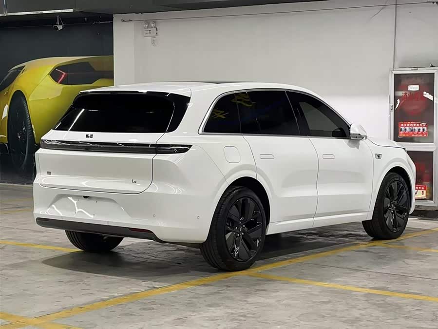 Li L6 2024 imagen de coche #6