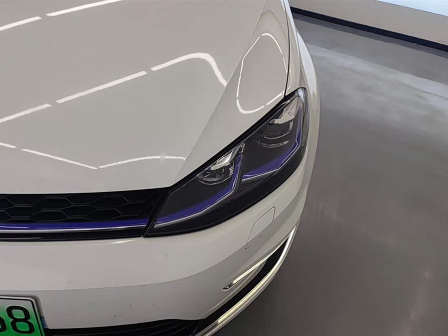 Volkswagen Golf Pure Electric 2021 imagen de coche #6