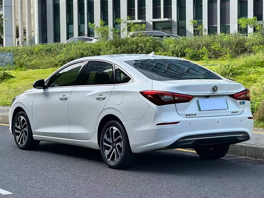 Changan Eado EV 2019 car image #6