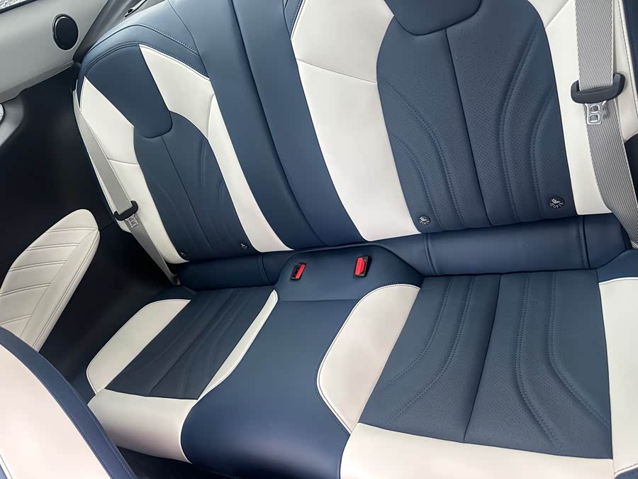 哪吒汽车 哪吒GT 2023 汽车图片 #6