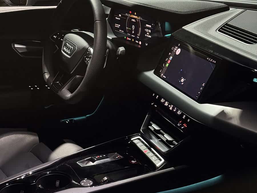 Audi e-tron GT 2024 car image #6