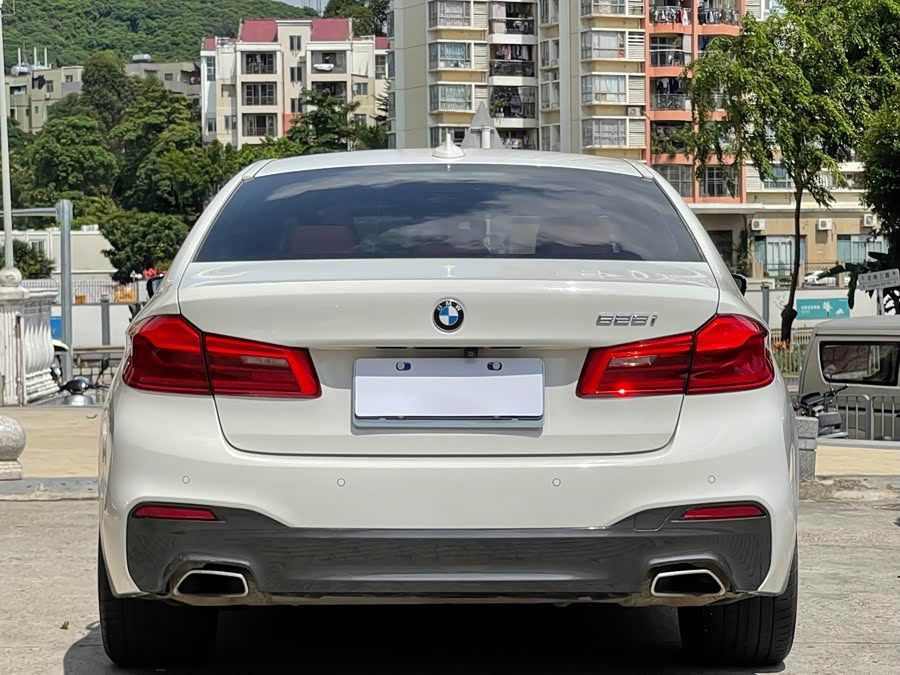 BMW 5 Series (Imported) 2018 #6 BMW 5 Series (Imported) 2018 car image #6