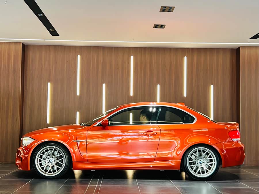 BMW 1 Series M 2012 car image #6