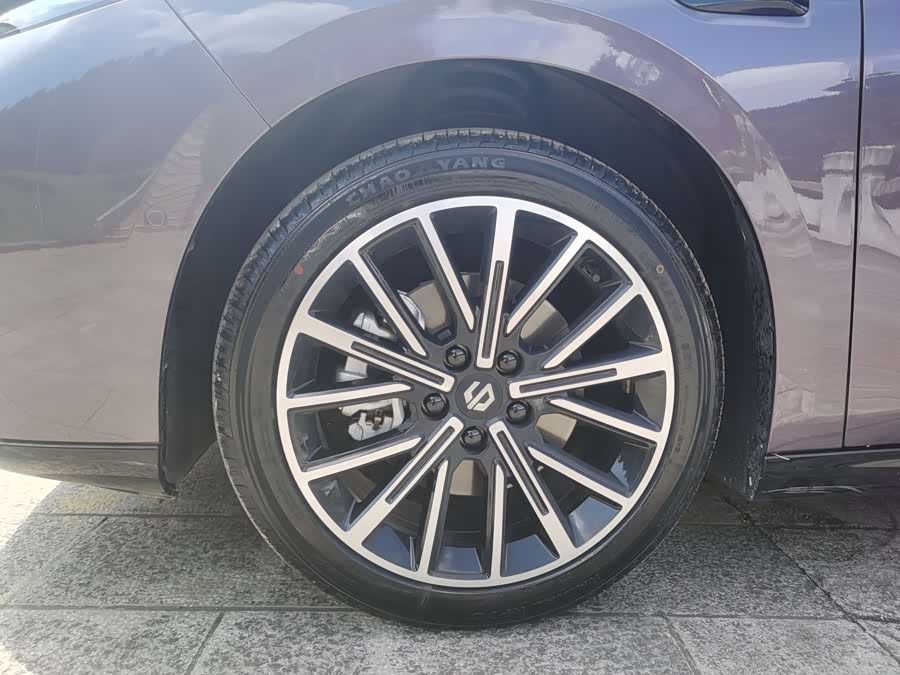 零跑汽车 零跑B01 2025 汽车图片 #6