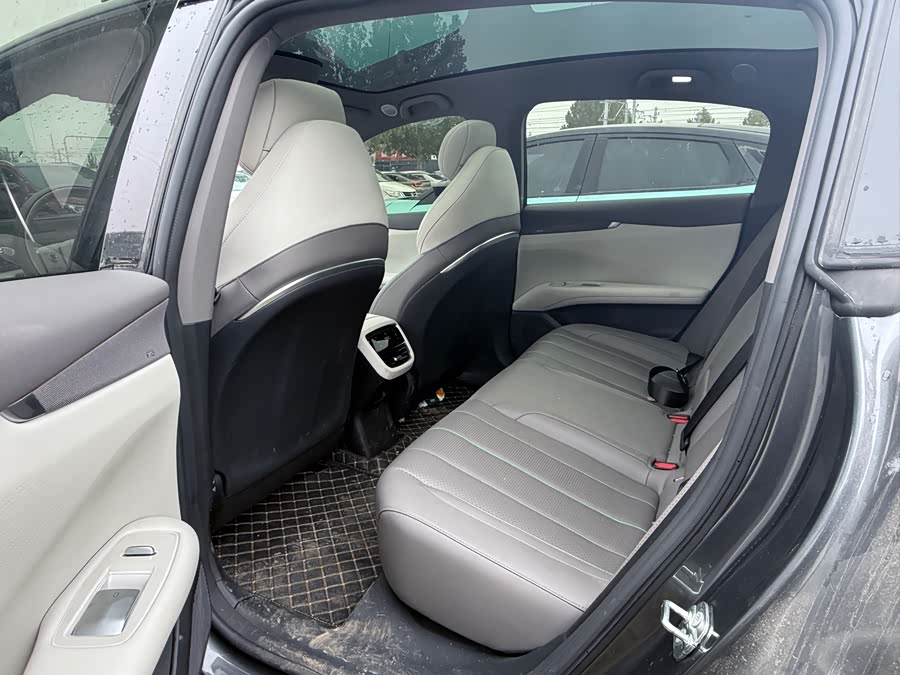 Deepal L07 2024 car image #6