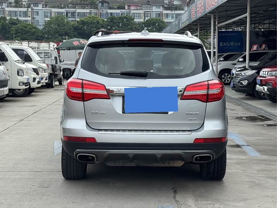 Haval H8 2017 car image #6