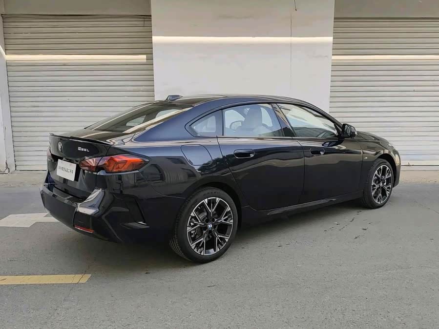 BMW 2 Series car image #6