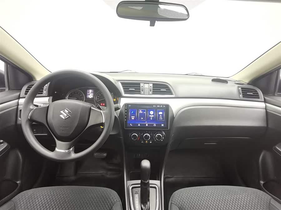 铃木 启悦 2015 汽车图片 #6