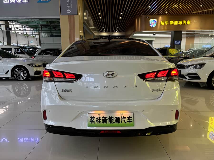Hyundai Sonata PHEV 2018 car image #6