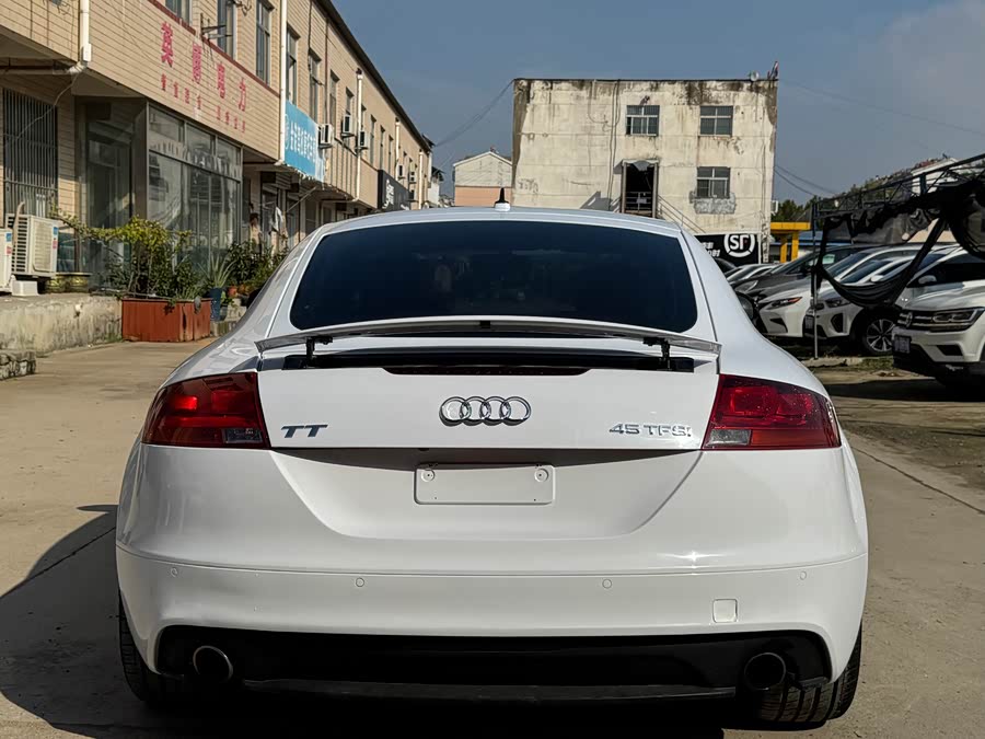 Audi TT 2013 car image #6