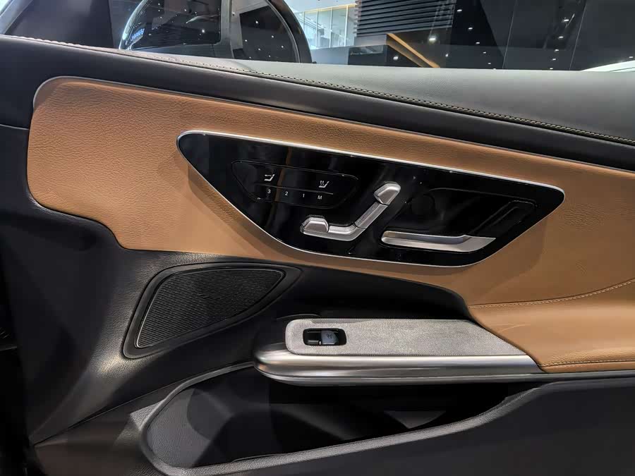 Mercedes-Benz CLE Class 2025 #6 Mercedes-Benz CLE Class 2025 car image #6