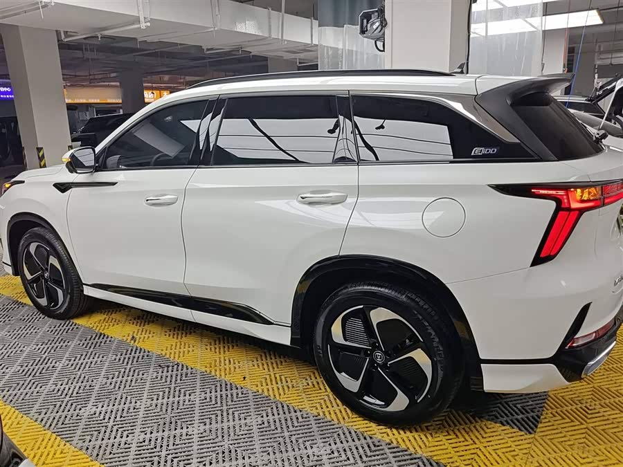 Changan CS75 Plus iDD 2023 #6 Changan CS75 Plus iDD 2023 car image #6