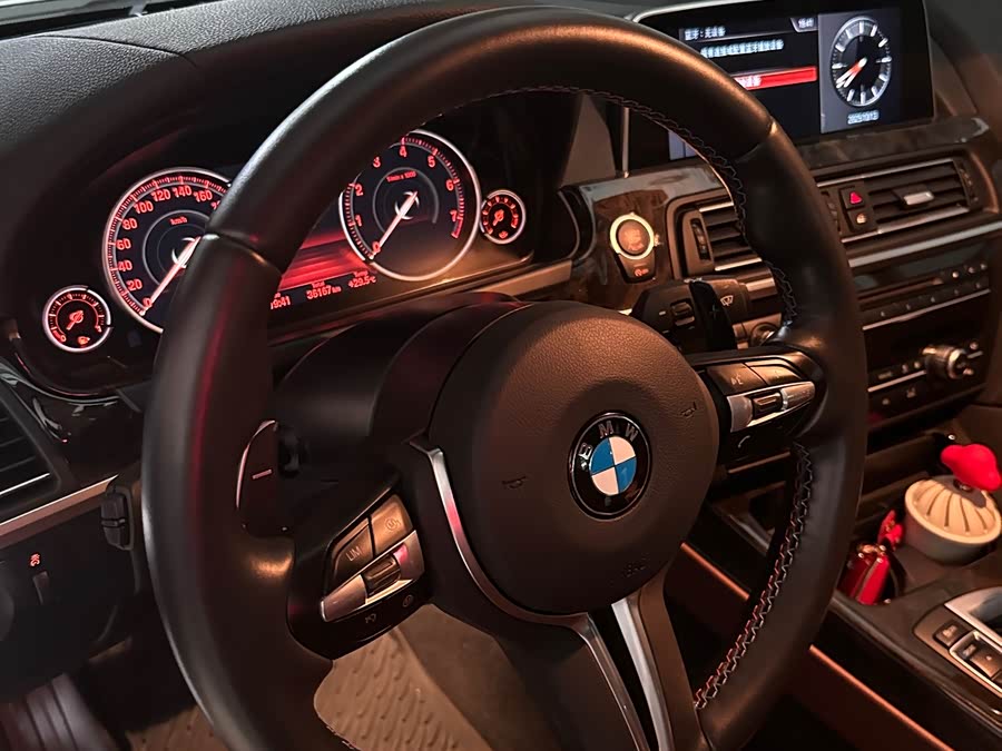 BMW 6 Series 2018 #6 BMW 6 Series 2018 car image #6