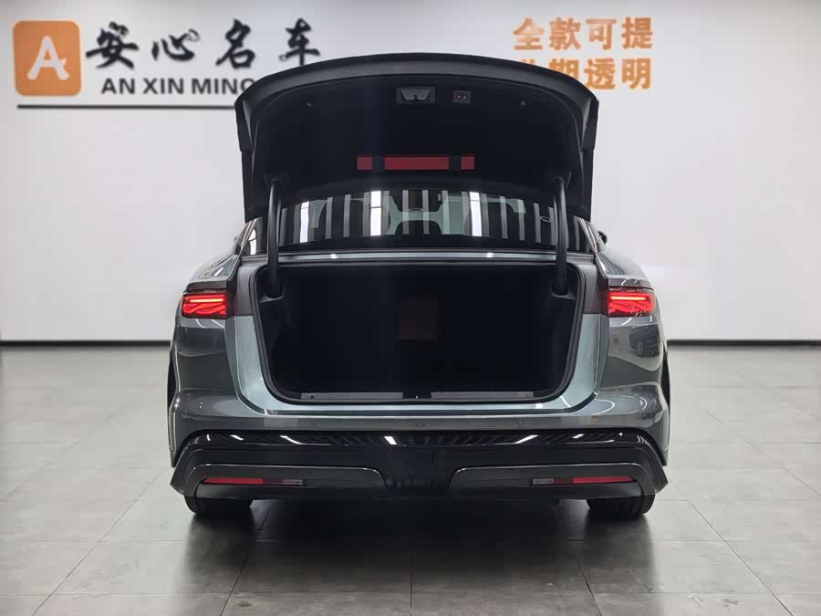 BYD HanL 2025 car image #6