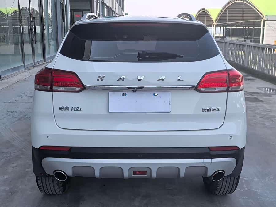 Haval H2s 2017 car image #6