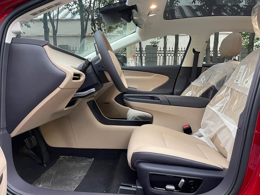 HongQi TianGong 05 2025 #6 HongQi TianGong 05 2025 car image #6