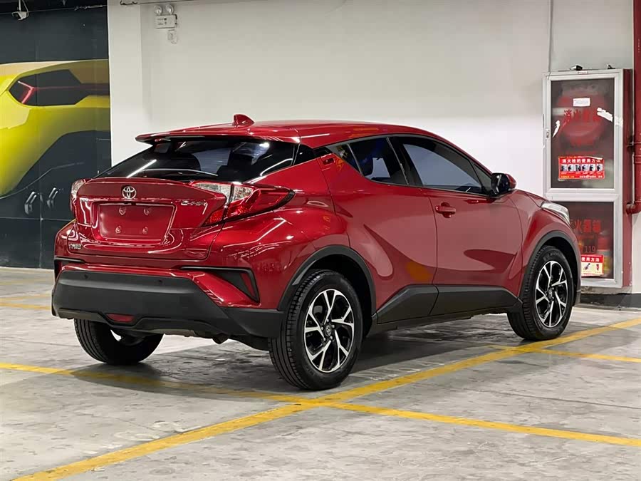 Toyota C-HR 2021 immagine di auto #6