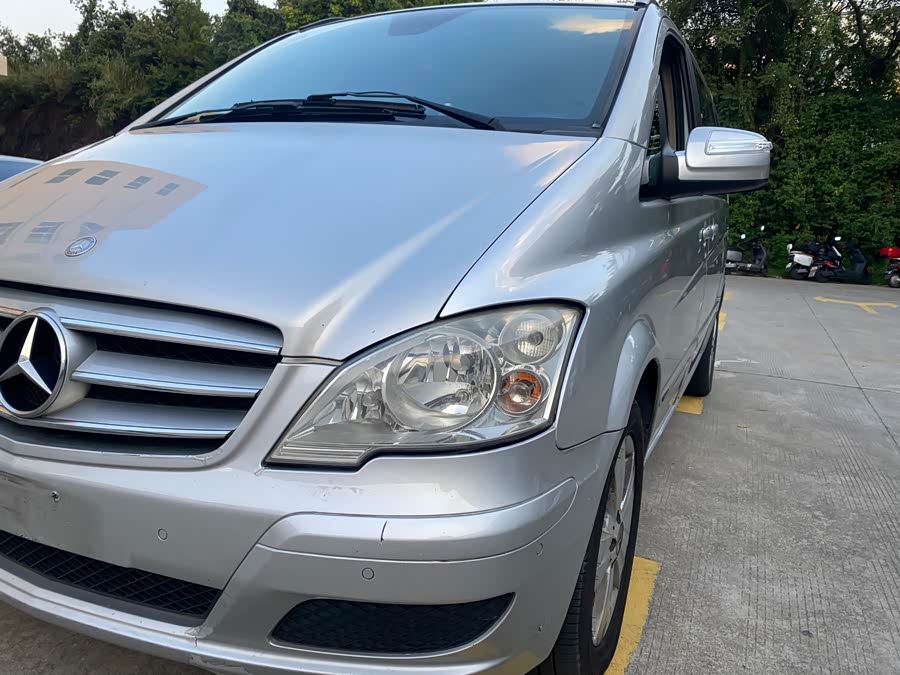 奔驰 唯雅诺 2012 汽车图片 #6