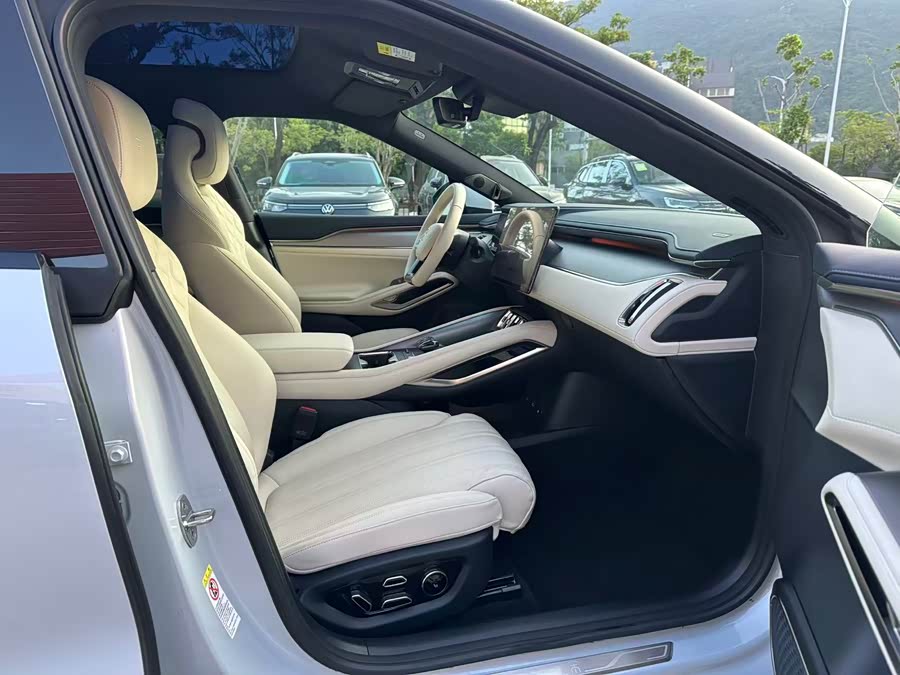 BYD SongL EV 2023 #6 BYD SongL EV 2023 car image #6