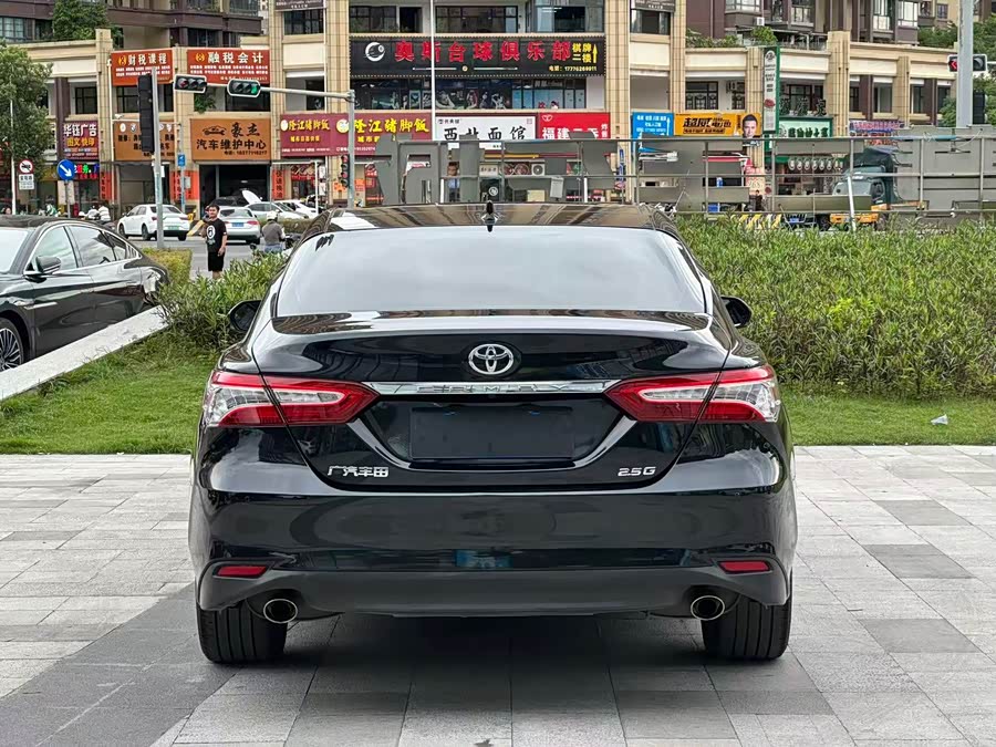 Toyota Camry 2023 #6 Toyota Camry 2023 car image #6