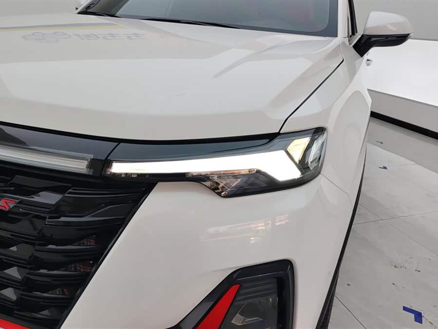 Changan CS35 Plus 2025 изображение автомобиля #6