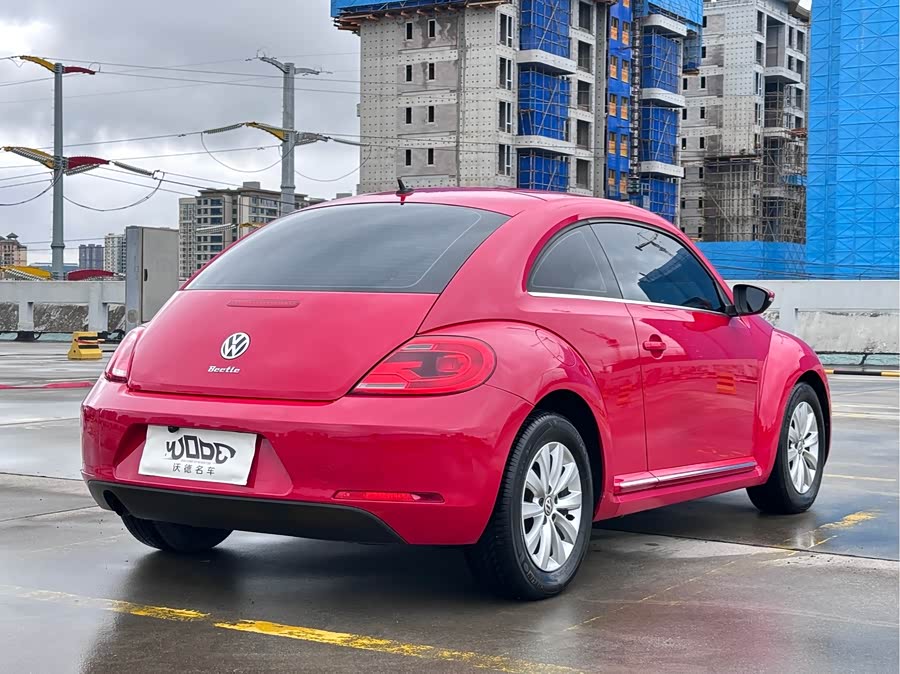 Volkswagen Beetle 2014 car image #6