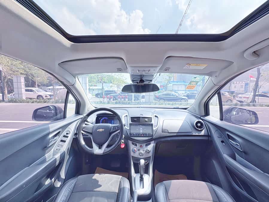 Chevrolet Tracker 2015 #6 Chevrolet Tracker 2015 immagine di auto #6
