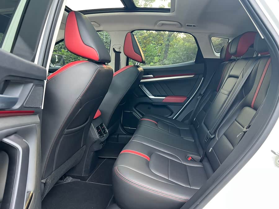 Haval H4 2019 #6 Haval H4 2019 car image #6