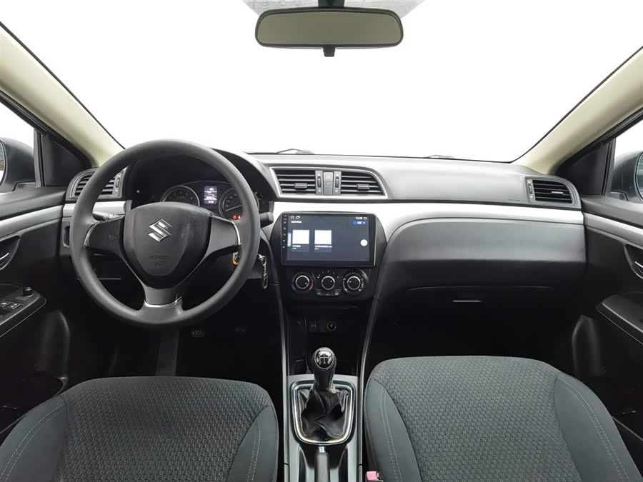 Suzuki Ciaz 2016 изображение автомобиля #6