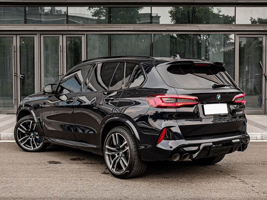 BMW X5 M 2022 #6 BMW X5 M 2022 car image #6